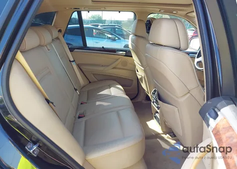 2012 BMW X5 xDrive35I/xDrive35I Premium/xDrive35I Sport Activity z USA, uszkodzony, nr VIN 5UXZV4C5XCL989143